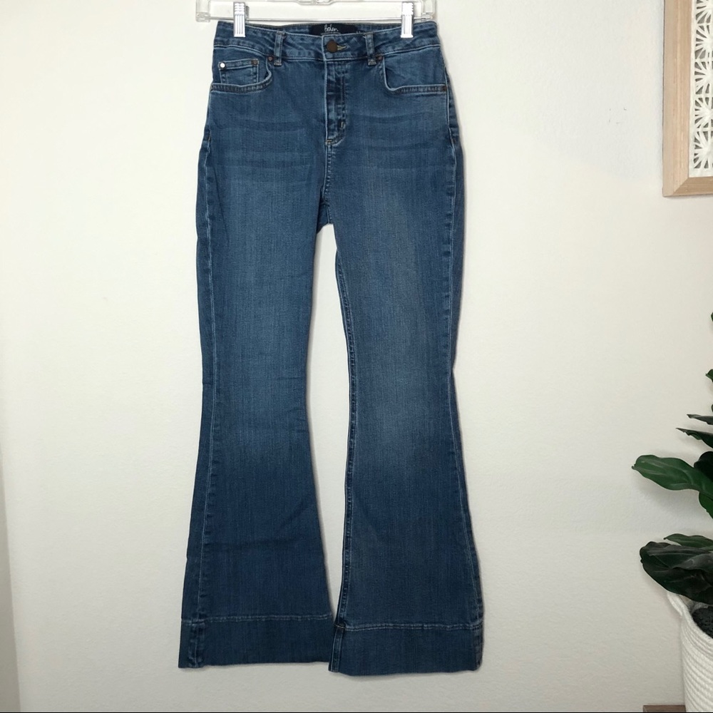 Boden The Heswall Flare Mid-Vintage Y2K Jeans 4P - Picture 2 of 10